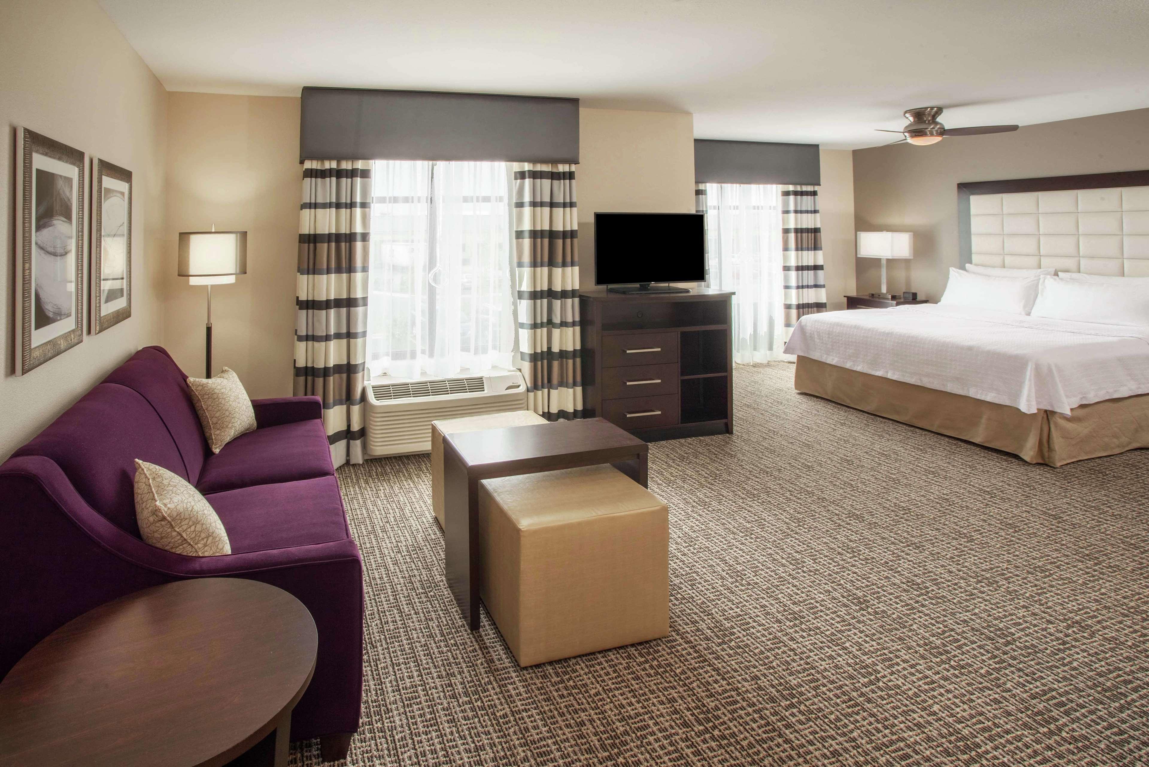 Homewood Suites By Hilton Мънстър Екстериор снимка