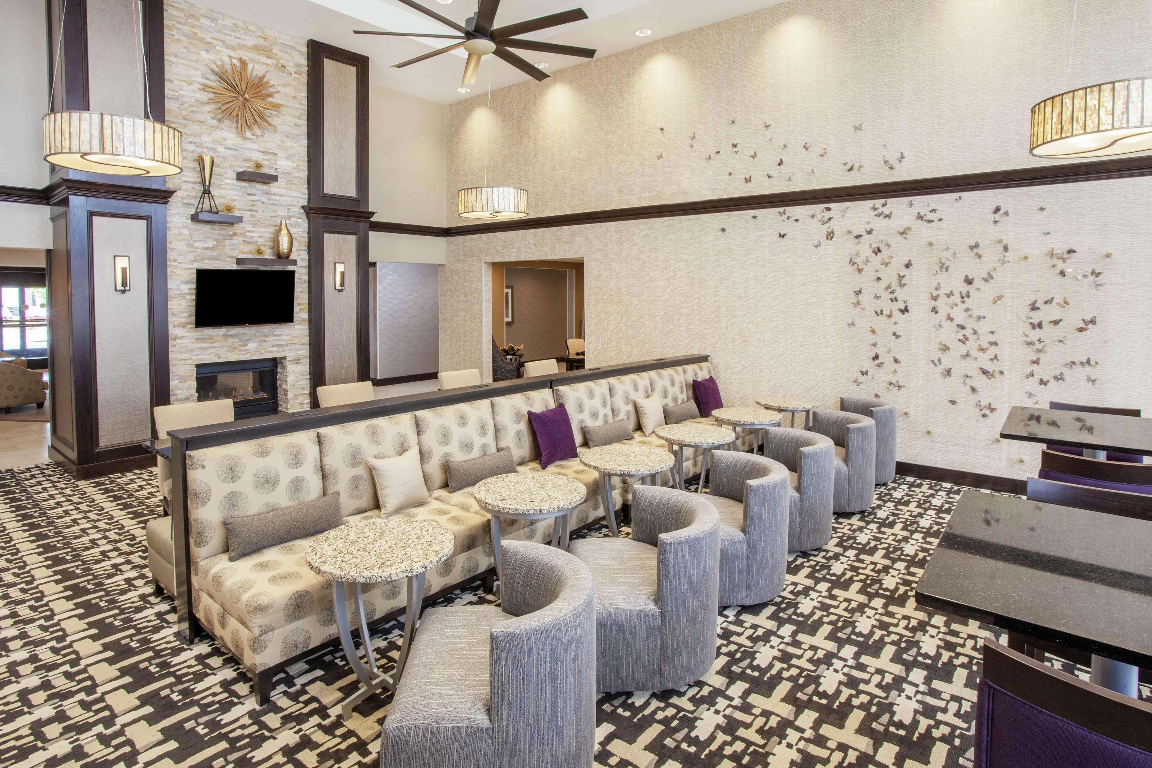 Homewood Suites By Hilton Мънстър Екстериор снимка